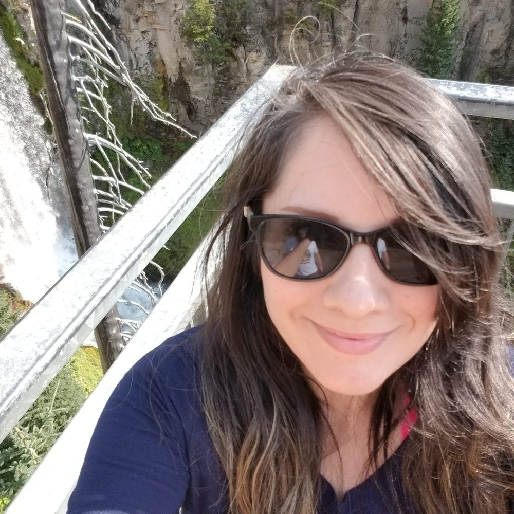 Meet your Posher, Mari